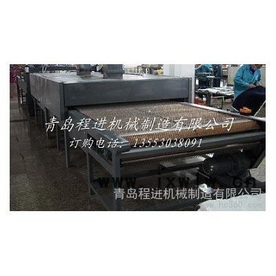 供應(yīng)小塊地毯涂膠機地毯發(fā)泡機引進國外技術(shù)價格實惠（圖）