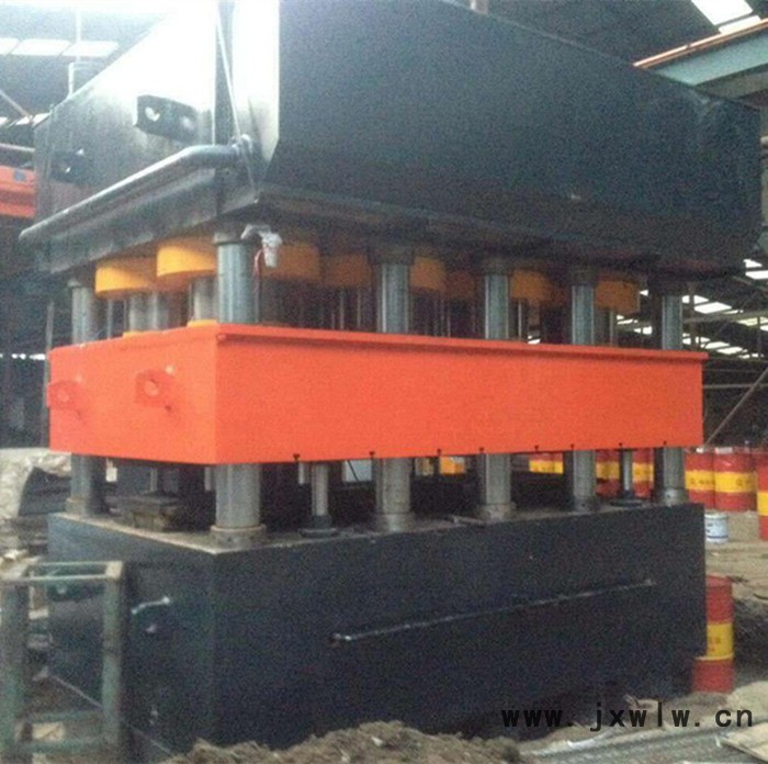 大量供應(yīng)8000噸大鐵門壓花液壓機(jī)  豪華庭院門壓花機(jī)  ** 支持定做