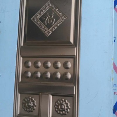 不銹鋼板液壓機  框架式雙動鋼木門壓花機 壓門機廠家復(fù)工生產(chǎn)