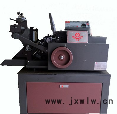 供應(yīng)自動燙金機(jī)，卡片自動燙金機(jī)
