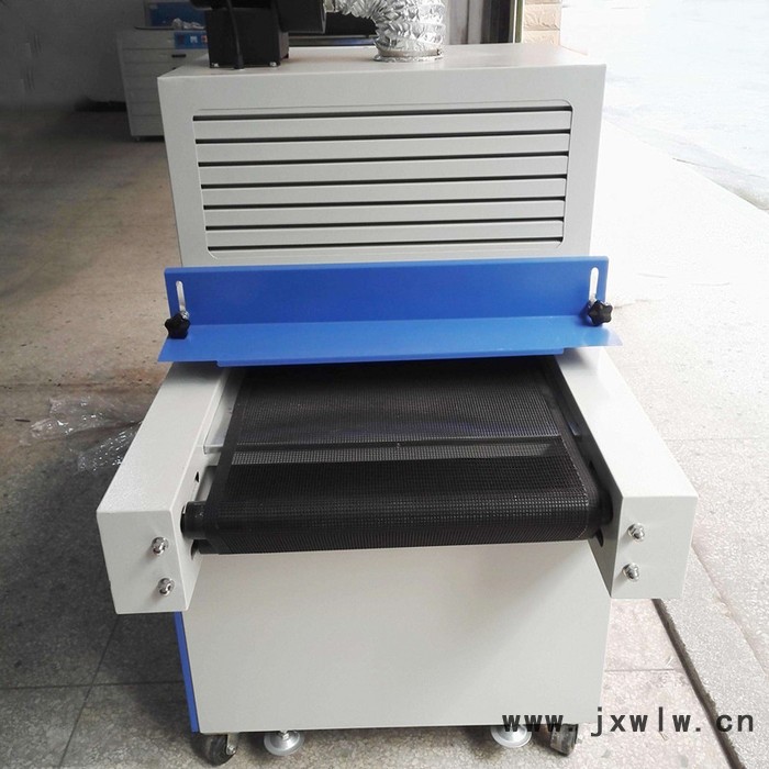 復(fù)合板樹(shù)脂光固機(jī) 門板玻璃涂油機(jī)半光式uv固化機(jī) 木工機(jī)械配件 非標(biāo)定做 廠家定制