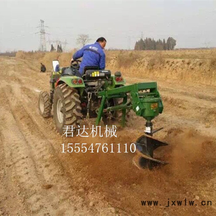 拖拉機(jī)懸掛式植樹打孔機(jī)電線桿子挖坑機(jī)價(jià)格果園苗木施肥挖坑機(jī)車