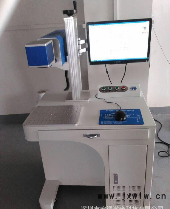 龍鐳  工廠直銷二氧化碳激光打標(biāo)機 30w二氧化碳激光打標(biāo)機 鐳雕機