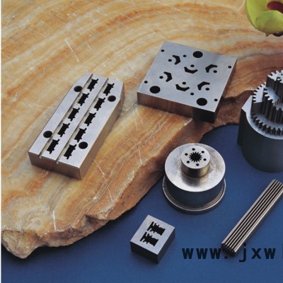 供應(yīng)線(xiàn)切割公司, 東莞榮華0769-83522426