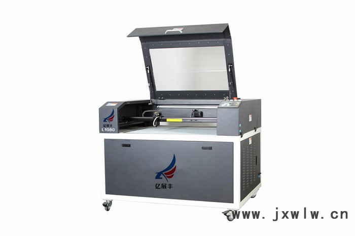 直銷(xiāo) 高精度激光切割機(jī) 激光雕刻機(jī) 數(shù)控雕刻機(jī) 工廠店 特價(jià)                1.高精度：采用臺(tái)灣