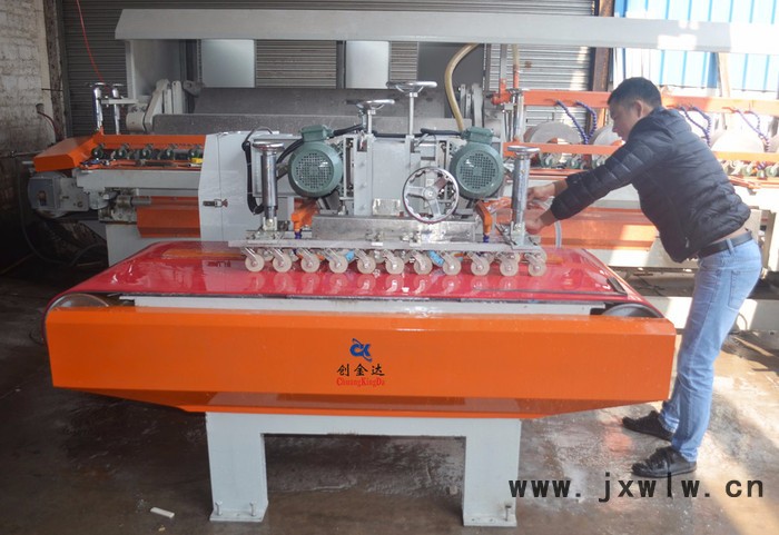 陶瓷切割機(jī)，瓷磚數(shù)控切割機(jī)，數(shù)控切割機(jī)