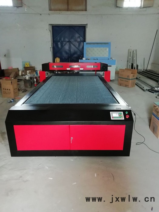 旺旺數(shù)控供應標準型 1325齒條激光雕刻機       廣告專用設備 廠家定制良心出品
