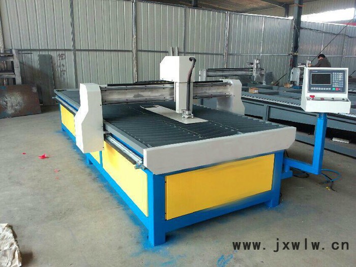 **全自動(dòng)等離子切割機(jī),  1.3*3100  價(jià)格浮動(dòng)  詳情請(qǐng)找客服。