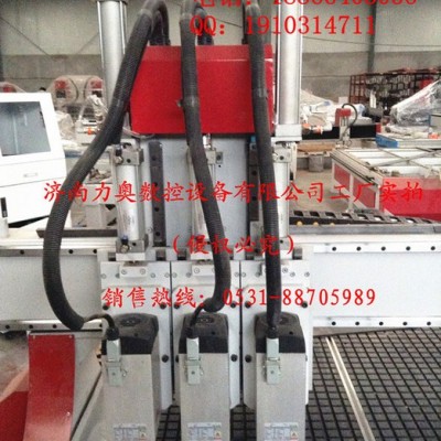 蘭州石碑雕刻機(jī)廠家，白銀廣告雕刻機(jī)，武威雕刻機(jī)廠家