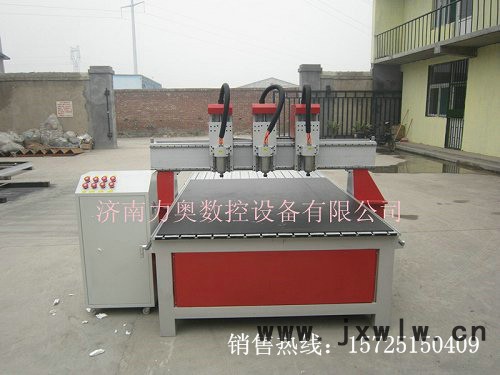 供應(yīng)力奧不限撫州多功能廣告木工雕刻機(jī)，瑞金廣