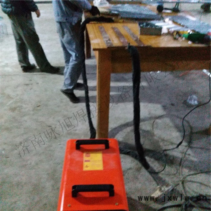 DN3系列手持式點(diǎn)焊機(jī)，點(diǎn)焊機(jī)，腳踏式點(diǎn)焊機(jī)，點(diǎn)凸焊機(jī)，供應(yīng)詠旭焊接設(shè)備