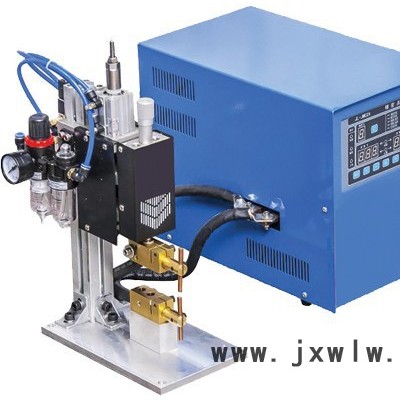 DPM-10K直流逆變電池點(diǎn)焊機(jī)，點(diǎn)焊機(jī)、手持點(diǎn)焊機(jī)，螺母點(diǎn)焊機(jī)，供應(yīng)詠旭焊接設(shè)備