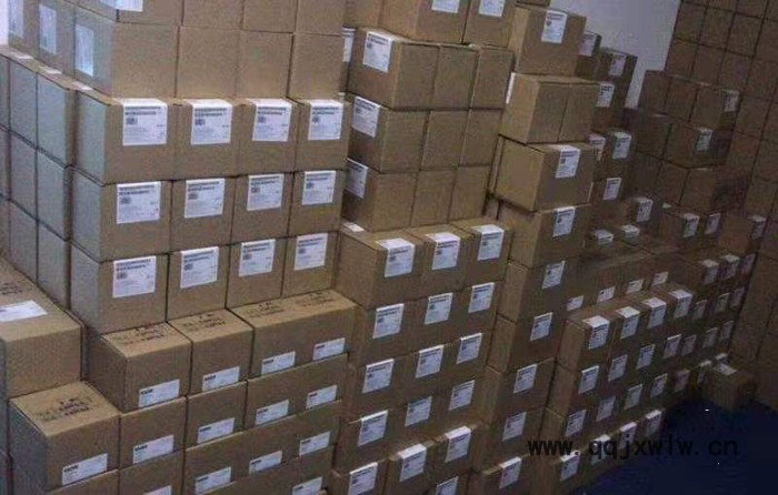 6SL3055-0AA00-2TA0，西門子工控機(jī) 逆變器控制模塊 變頻器設(shè)備 內(nèi)置設(shè)備 西門子變頻器 西門子伺服變頻器