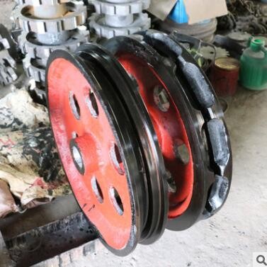 單排雙節(jié)距鏈輪304不銹鋼定制工業(yè)機床加工大節(jié)距鋼制提升機鏈輪